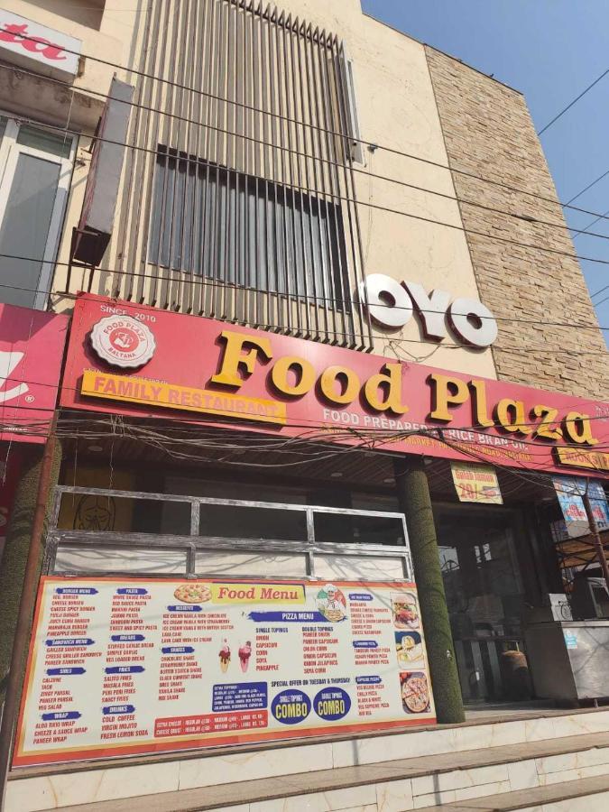 Hotel O Food Plaza Zirakpur Exterior foto